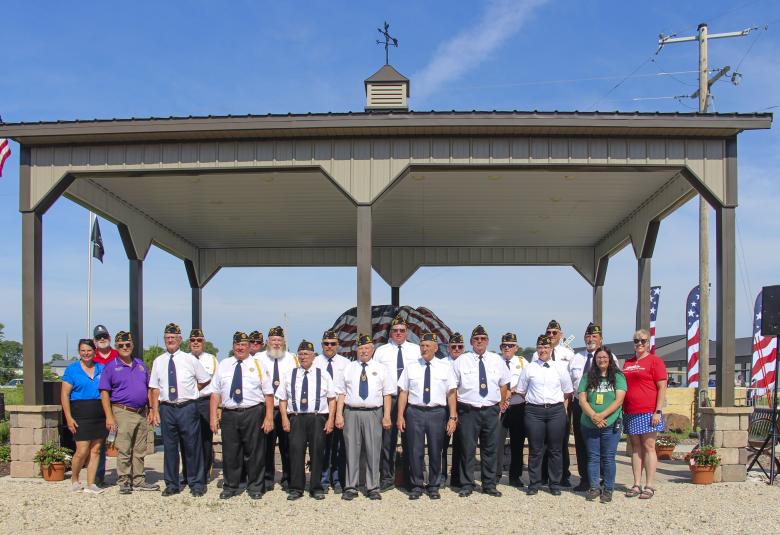 Linn-News - Staff Photo - Create Article