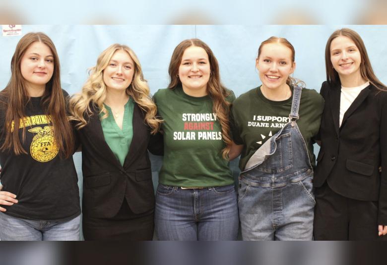 Linn-News - Staff Photo - Create Article