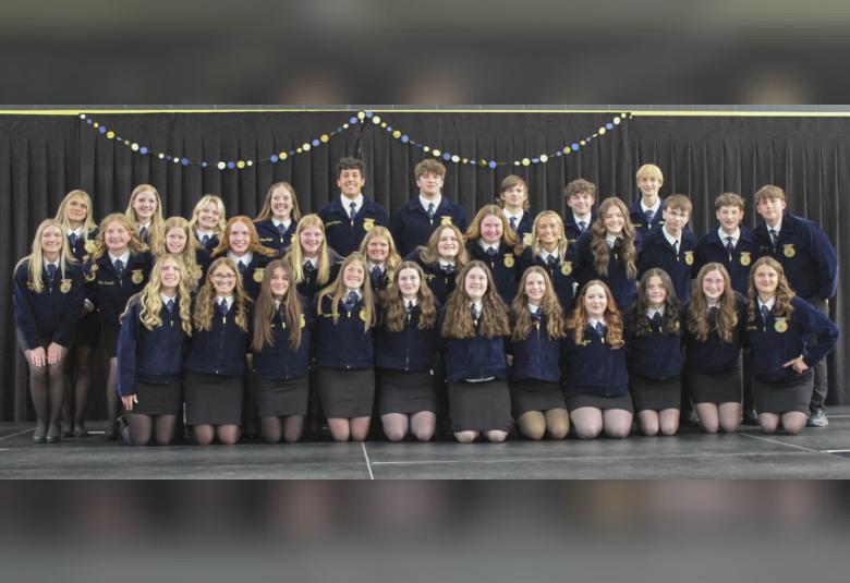 Linn-News - Staff Photo - Create Article